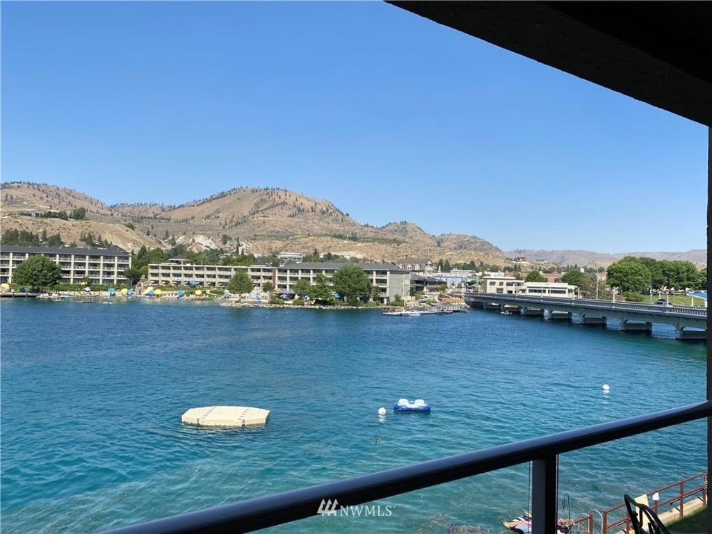 Grandview Lake Chelan- Waterfront View, Pool, Hot Tub, Golf, 1 Min To Downtown Kültér fotó