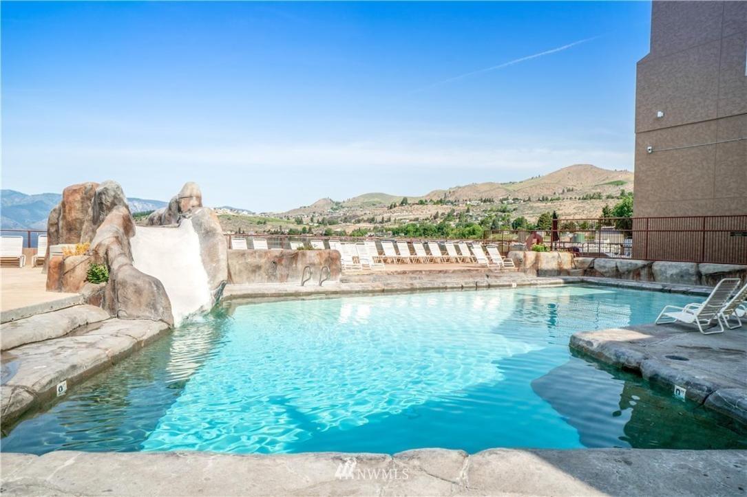 Grandview Lake Chelan- Waterfront View, Pool, Hot Tub, Golf, 1 Min To Downtown Kültér fotó